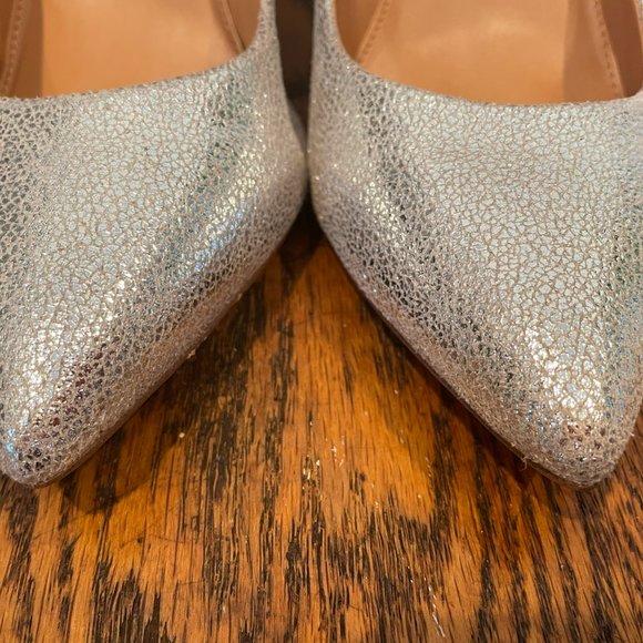 J Crew Silver Metallic Dressy Pumps-Size 9 - Picture 2 of 5